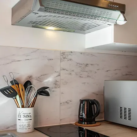 Apartment Charmante Maison A
