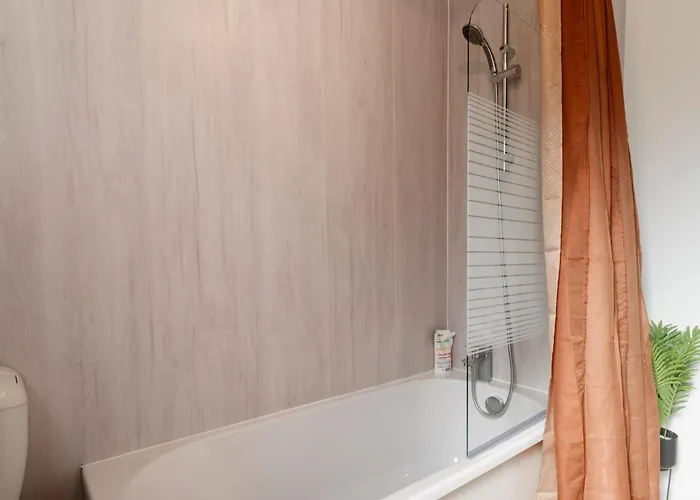 Apartment Charmante Maison A *