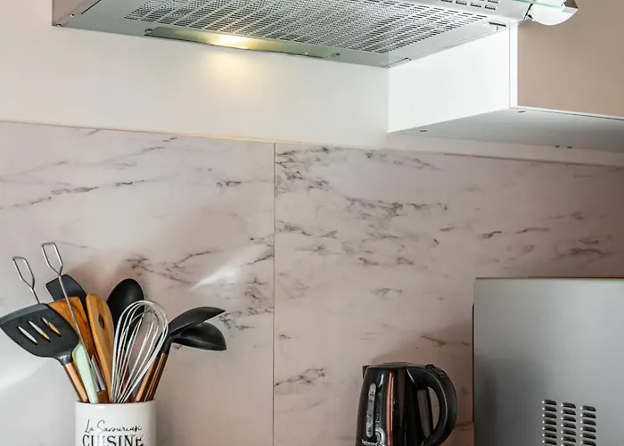 Apartment Charmante Maison A